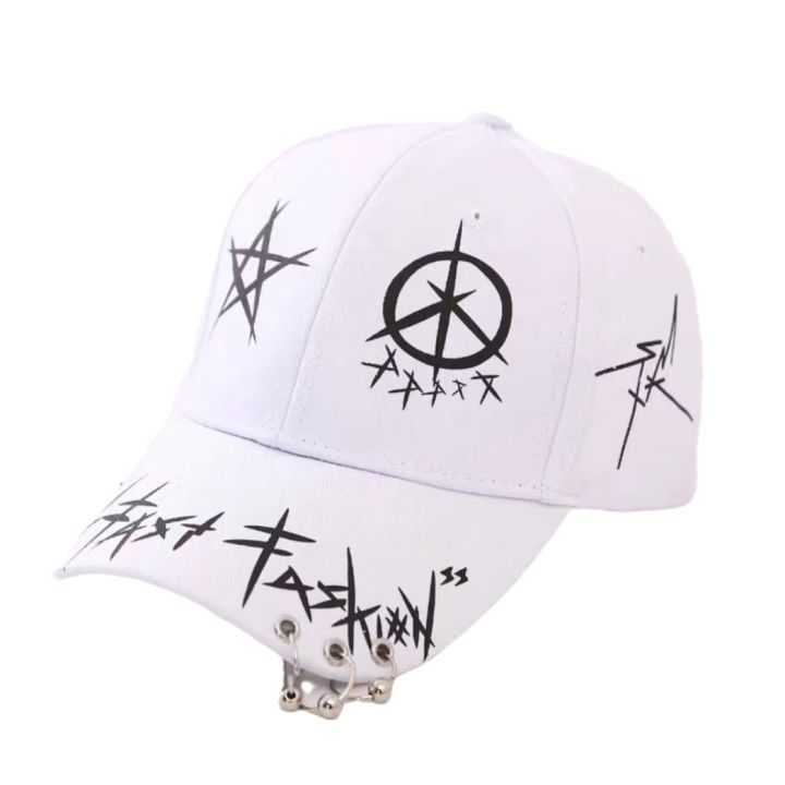 Hat%20Man%20Trend%20Korean%20Edition%20Tide%20Brand%20Baseball%20Cap%20Student%20Casual%20Versatile%20Hip%20Hop%20Cap%20Street%20Personality%20Black%20and%20White%20Tongue%20Cap%20-%20Image%205