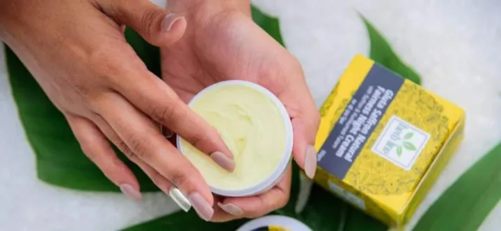 Herb%20Line%20Gluta%20Saffron%20Fairness%20Face%20Wash%20120Ml,%20Day%20Cream%2050G%20&%20Night%20Cream%2050G%20(%20Herbline%20)%20-%20Image%203