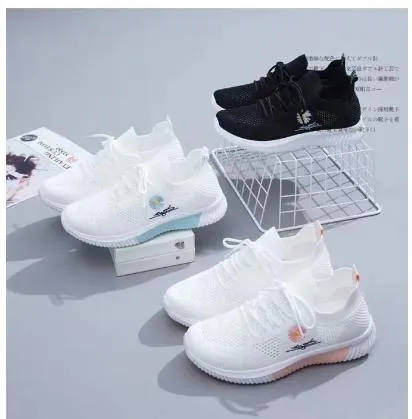 Women's%20flying%20white%20shoes%20leisure%20sports%20running%20tide%20shoes%20girls%20new%20spring%20and%20autumn%20-%20Image%204