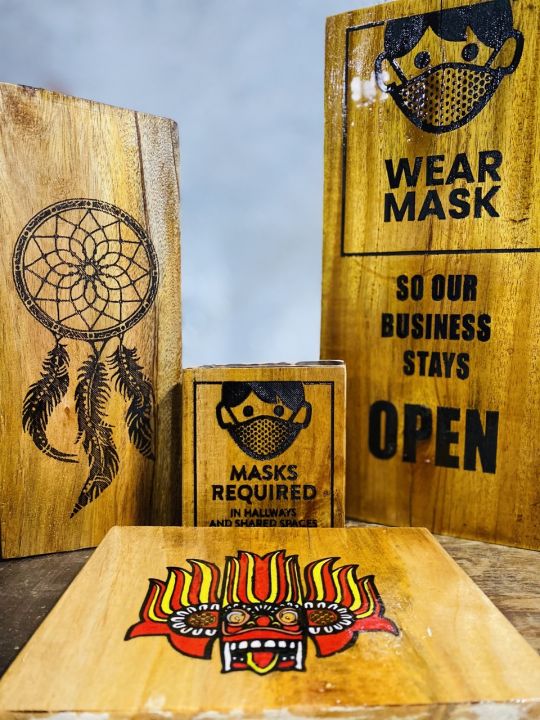 Laser%20Engraved%20Custom%20Made%20Wooden%20name%20board%20gift%20decoration%20-%20Image%203