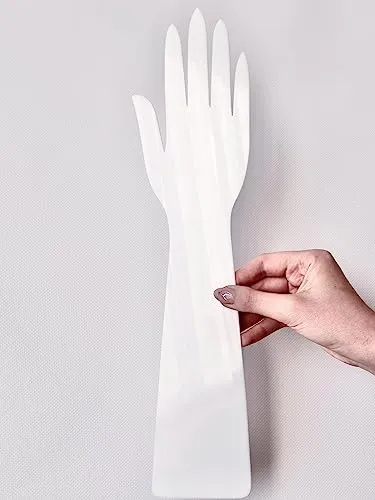 Acrylic%20Hand%20for%20Mehndi%20Practice%20-%20Image%202