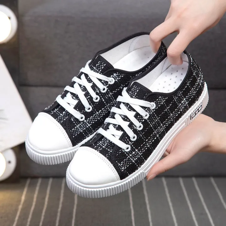 2023Spring%20New%20Canvas%20Shoes%20Women's%20Breathable%20Fashionable%20Sports%20Casual%20Shoes%20Korean%20Style%20Versatile%20Flat%20Student%20Shoes%20for%20Children%20-%20Image%203