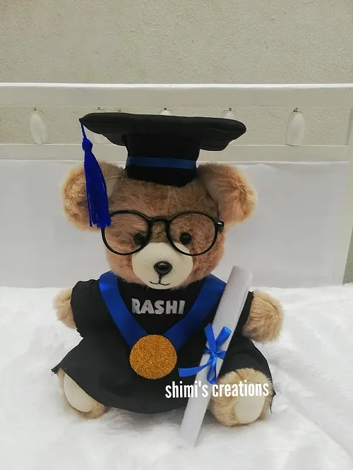 Personalized%20Graduation%20Teddy%20Bear%20-%20Image%202