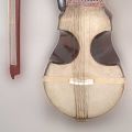 Professional Indian Esraj with Horse Hair Bow, Rosin & Carry Bag | Traditional Classical String Instrument for Devotional, Hindustani & Folk Music | Premium Wooden Body Esraj with Smooth Tuning Pegs & Rich Resonance Sound. 