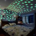 50pcs Christmas Luminous Snowflake Wall Sticker Stars Glow In The Dark Fluorescent Snowflake deco. 