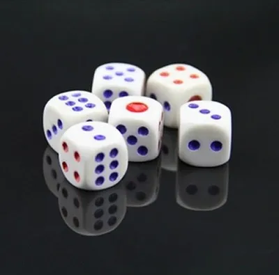 25pcs/lot%20Standard%20Plastic%2010mm/12mm/14mm%20Game%20White%20Decider%20Dice%20Die%20Rpg%20Toy%20Bauble%20B2c%20Shop%20Red%20And%20Blue%20Dots%20Dice%20Gyh%20-%20Image%205