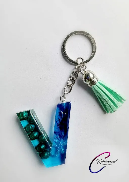 Key%20tag%20-%20Epoxy%20Resin%20English%20Letter%20Key%20Chain.26%20with%20tassel%20English%20Letter%20A%20to%20Z%20-%20Image%205