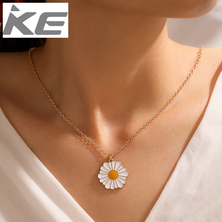 Simple Jewelry White Daisy Drop Necklace Small Fresh Flower Single Necklace for girls for women low price