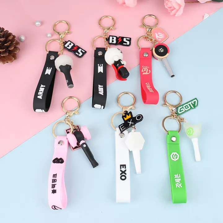 %5BBestGO%5DKpop%20BTS%20TWICE%20NCT%20EXO%20BLACKPINK%20GOT7%20Light%20Stick%20Pendant%20Keychain%20Lanyard%20-%20Image%203