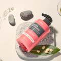 KUNDAL Honey & Macadamia Pure Natural Moisturizing Refreshing Body Lotion White Musk 500ml. 