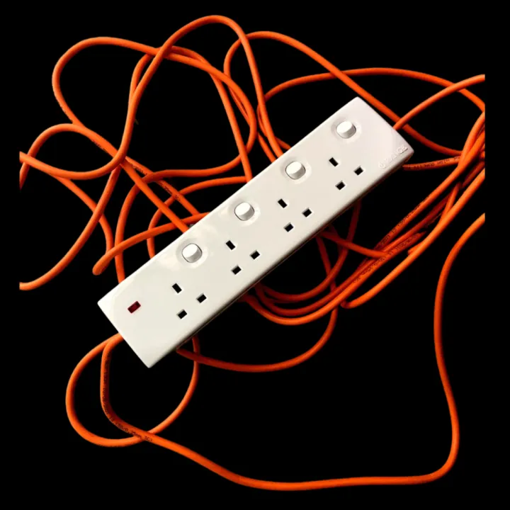 3M%20Orange%20Extension%20Cord%20Trailer%20socket%20%E2%80%93%2013%20Amp.%20Fused%20Plug%20Top%20-%20Image%202