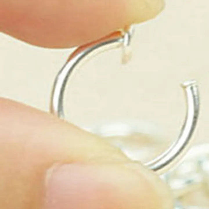 8%20Pcs%20Non-Piercing%20Fake%20Spring%20Septum%20Nose%20Hoop%20Lip%20Ear%20Ring%20Clip%20On%20Jewelry%20-%20Image%203