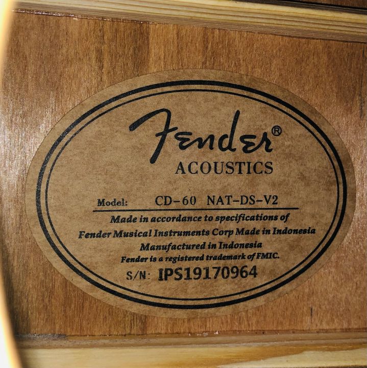 Fender%20CD%2060%20NAT-DS-V2%20Dreadnought%206%20String%20Acoustic%20Box%20Guitar%20with%20bag%20-%20Mahogany%20Body%20-%20Image%205