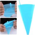 MT Reusable Silicone Icing Bag - Small Size - Blue Reusable Silicon Cake Pastry Bag Cream Icing Piping Bag Cake Decorating Bags Tools Set. 