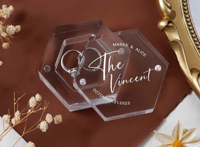 Wedding%20Ring%20Box%20Personalized%20Ring%20Box%20Custom%20Names%20And%20Date%20Ring%20Holder%20Wedding%20Bridal%20Shower%20-%20Image%204