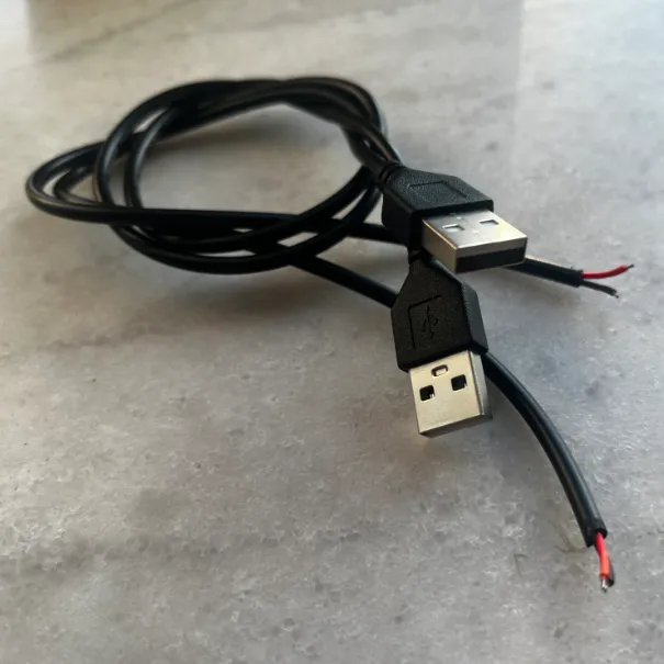 2%20pieces%20LED%205V-24V%20Red%20and%20Black%20USB%2050cm/19.7in%20LED%20Connection%20Cable%20Positive%20and%20Negative%20-%20Image%203