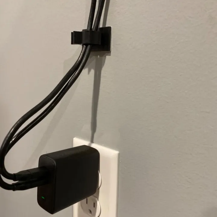 Cable%20Strap%20Ties%20Cable%20Management%20Clips%20Adjustable%20Nylon%20Clamps%20Organizer%20with%20Adhesive%20Tape%20Cable%20Clips%20for%20Home%20-%20Image%208
