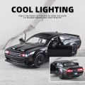 1:32 Dodge Challenger Hellcat Die Cast Metal model car Pull Back Hellcat Car With Light and Music Hellcat Toy Car Collectible Model Cars,for Boys. 