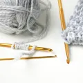 5pcs Weave Craft Sweater Knitting Metal Handle Craft Needles Golden Alumina Double End Crochet Hook Knitting Needle Set. 