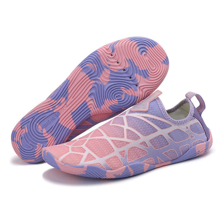 Summer%20New%20Five-Finger%20Hiking%20Wading%20Cross-Border%20Outdoor%20Non-Slip%20Upstream%20Shoes%20Couple%20Beach%20Diving%20Snorkeling%20Swimming%20Shoes%20-%20Image%206