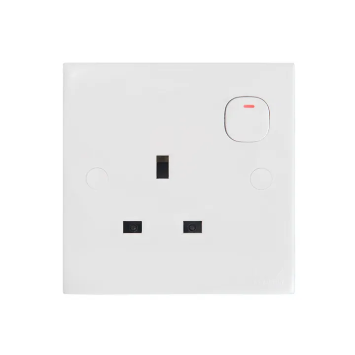 13A%20Plug%20Base%20-%20Kevilton%20White%20Series%20-%203%20Hole%20Square%20Pin%20-%20Switched%20Socket%20Outlet%20-%20Image%204