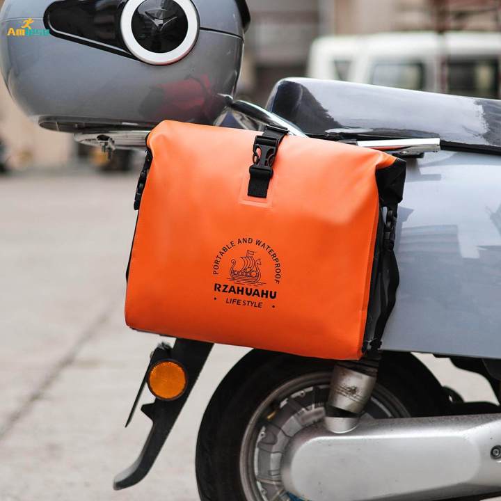 Bike Pannier Bag Motorcycle Luggage Bag PU Leather Adjustable 9L - Main Image