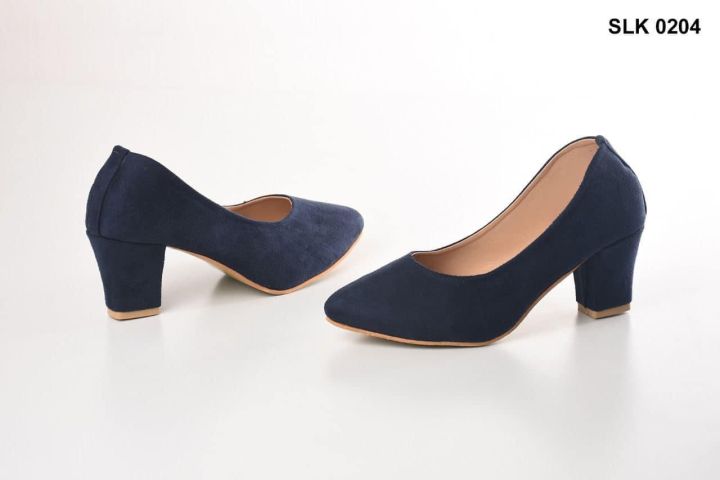Women%E2%80%99s%20Black%20Block%20Heel%20Pumps%20-%20Image%206