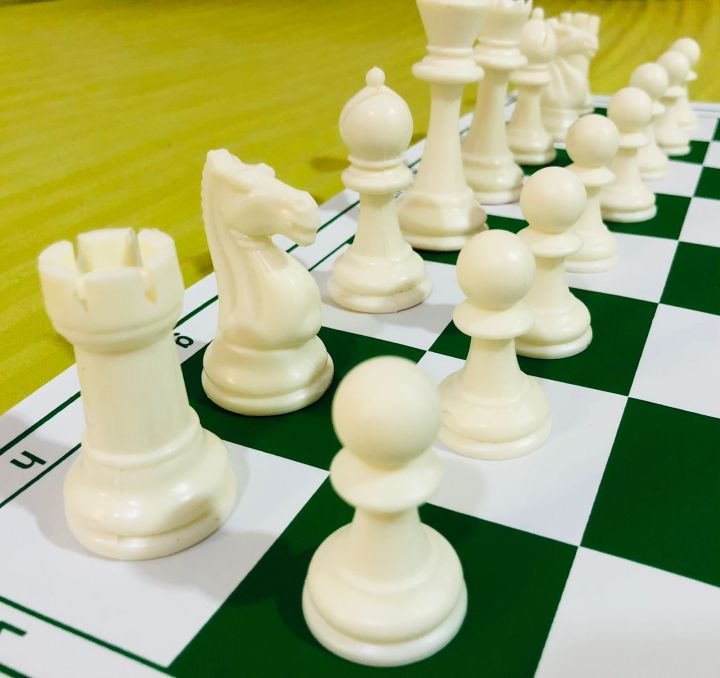 Chess%20Board,%20Pieces%20&%20Bag%20Sri%20Lanka%20(%20All%20Pieces%20Meets%20Chess%20Tournament%20Standard)%20-%20Image%205