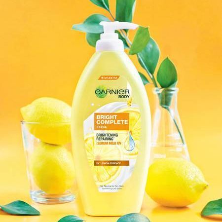 Garnier%20Bright%20Complete%20Extra%20Brightening%20Moisturizing%20Serum%20Milk%20Uv%20Body%20Lotion%20400Ml%20-%20Image%204