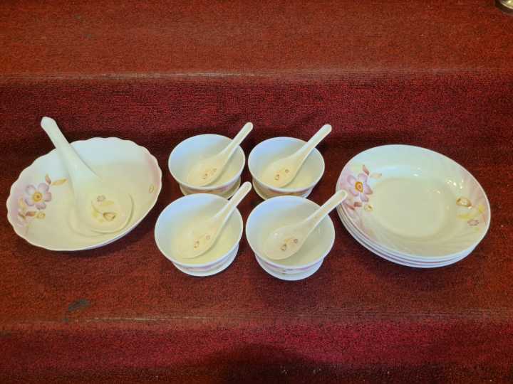 Ceramic Dinner Set ( 18 pcs, Chip Resistant, Damage-Proof Packaging) | Crockery Set Dinner Set | Porcelain Dinner Set Gift MAX