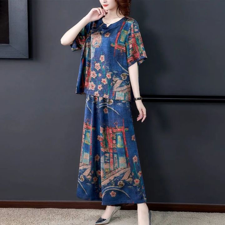 Middle-Aged%20and%20Elderly%20Summer%20Ice%20Silk%20Suit%202024%20Summer%20Wear%20Fashion%20New%20Loose%20plus%20Size%20Print%20Casual%20Mom's%20Two-Piece%20Set%20-%20Image%204