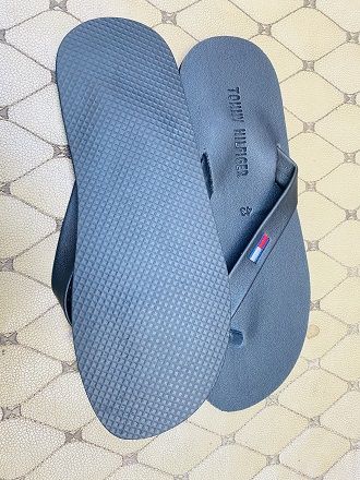 Tommy%20Men's%20Casual%20High%20Quality%20Lather%20Slipper%20-%20Image%204