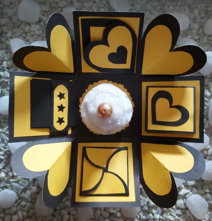 Exploding gift box | Daraz.lk