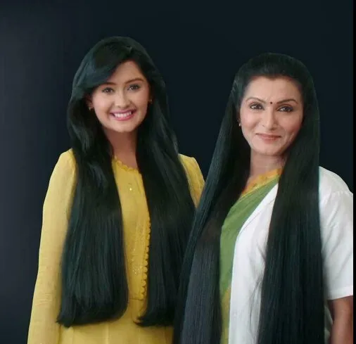 Dabur%20Amla%20Hair%20Oil%20300ml%20Nourishes,%20Moisturizes%20&%20Shields%20hair%20#FM%20-%20Image%204