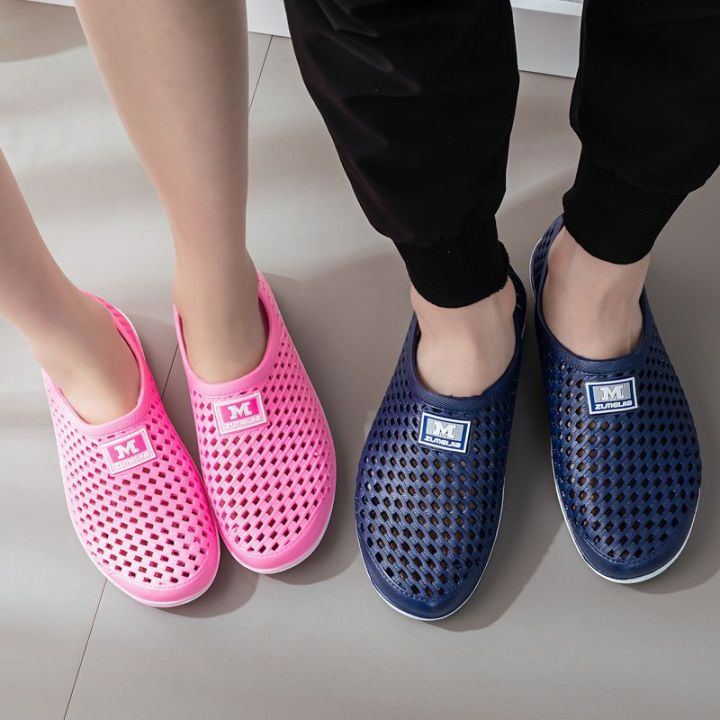 Couple%20Hole%20Shoes%20Summer%20New%20Sandals%20Men's%20Work%20Shoes%20Waterproof%20Non-Slip%20Drifting%20Hole%20Shoes%20Female%20Student%20Beach%20Shoes%20-%20Image%204