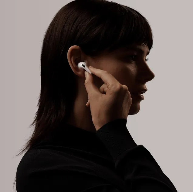 Airpods%20pro%202nd%20gen%20type%C2%A0c%20-%20Image%205