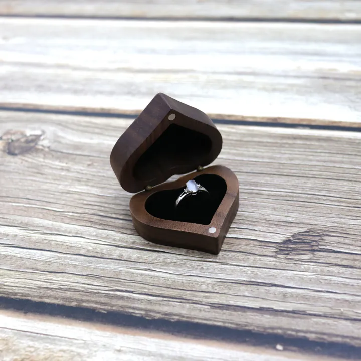 Case%20Packaging%20Portable%20Travel%20Walnut%20Jewelers%20Organizer%20Lover%20Box%20Universal%20Rings%20Wood%20-%20Image%204