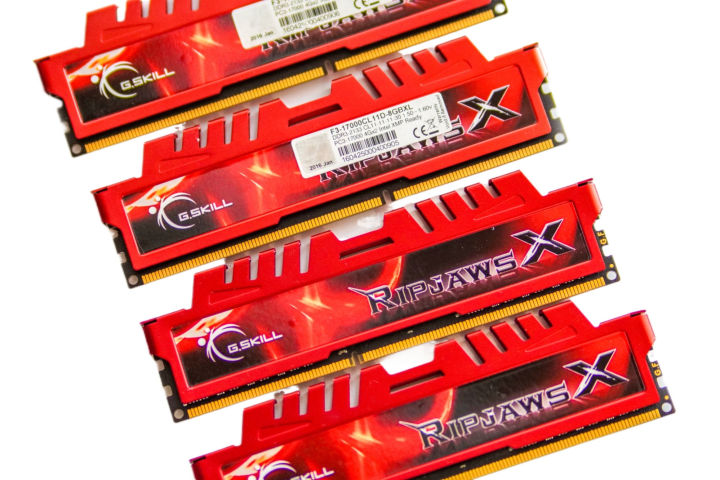 4GB DDR3 GSkill Ripjaws RAM