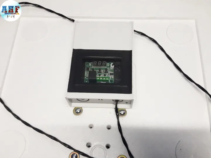 Eggs%20Manual%20incubator%20with%20sensor%20Controll%20(55-60)%20-%20Image%205