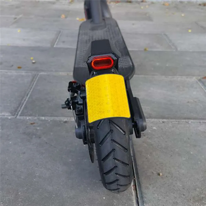 Mudguard%20Tail%20Light%20Kit%20Replacement%20Parts%20Accessories%20with%20License%20Plate%20Flap%20for%20Xiaomi%20Electric%20Scooters,%20PRO%202%20Black%20-%20Image%205