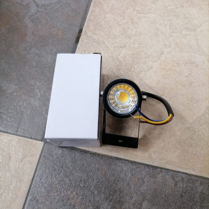 3W%20LED%20COB%20Garden%20Lawn%20Lamp%20Outdoor%20LED%20Focus%20Light%20Waterproof%20Lighting%20Led%20Spot%20Light%20Garden%20Path%20Spotlights%20Red%20Blue%20Green%20White%20Warm%20White%20For%20Hotel%20Outdoors%20-%20Image%206