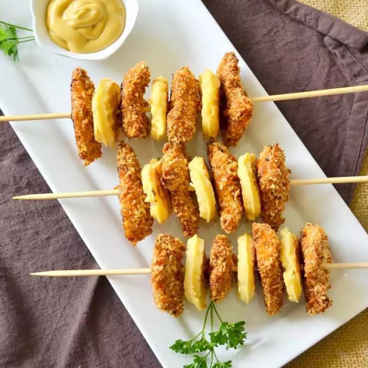BBQ%20Bamboo%20Skewers%20-%20Brown%20%20Wooden%20Skewers%20Pack%20of%20%20Bamboo%20Sticks%20with%20%20-%20Ideal%20for%20BBQ,%20Kebab,%20Cake%20Topper,%20-%20Image%205