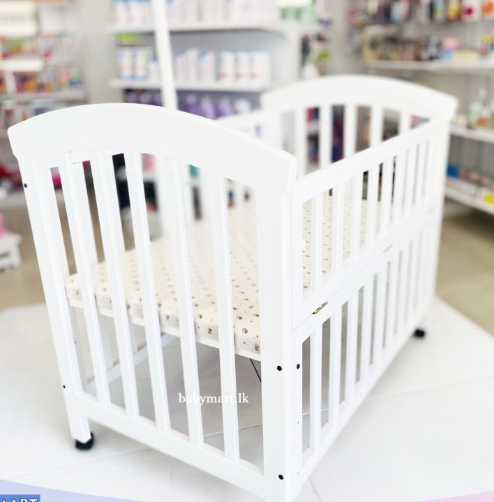 Folding White Cot