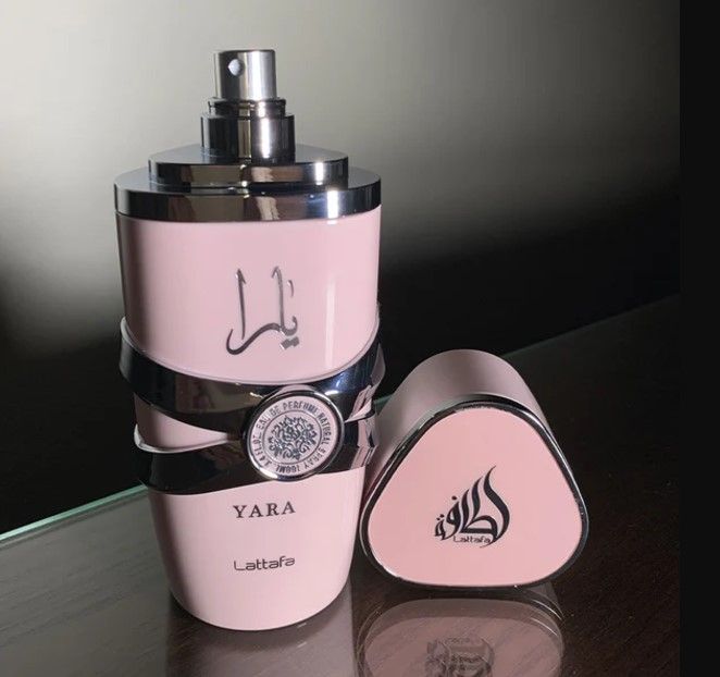 Lattafa%20Yara%20for%20Women%20Perfume%20Scent%20Eau%20de%20Parfum%20Spray,%203.40%20Ounce%20/%20100%20ml%20-%20Image%203