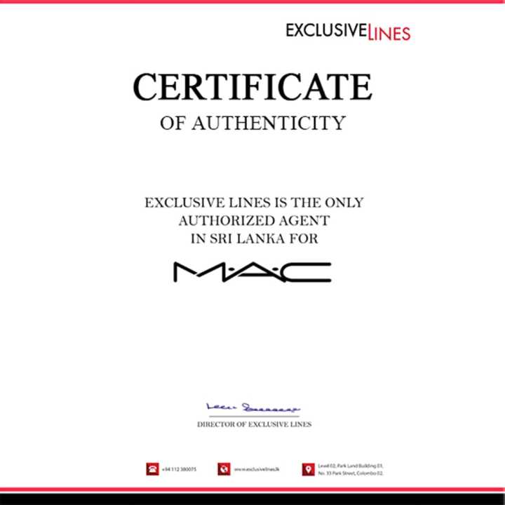 MAC%20In%20Extreme%20Dimension%2024Hr%20Kajal%20Eye%20Liner%20-%20Extreme%20Black%20-%20Image%203