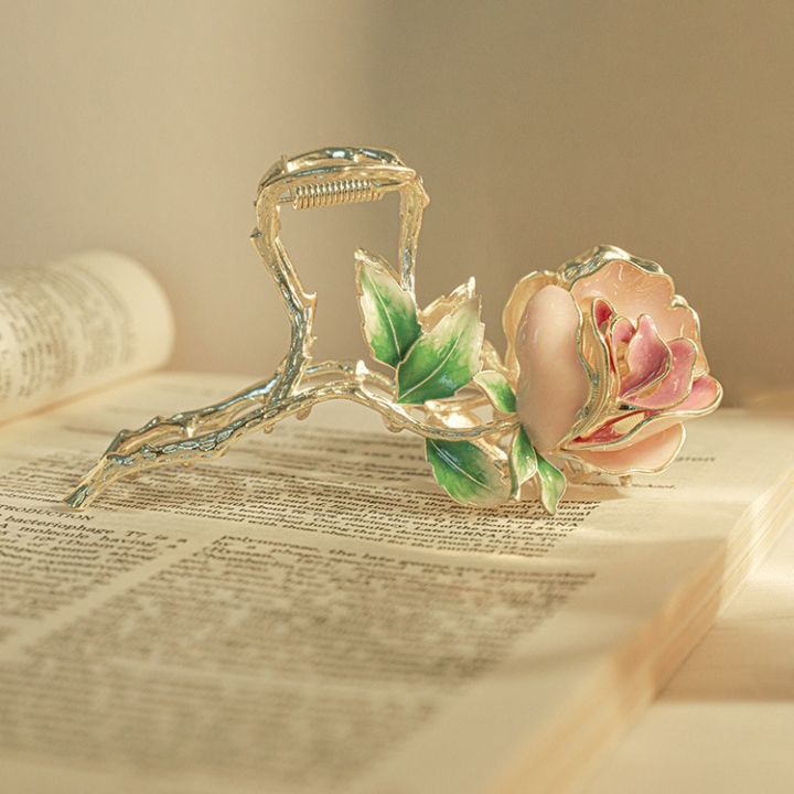 New%202025%20Exquisite%20Rose%20Blossom%20HairClip%20for%20Women%20Shark%20Clip%20Gold%20Metal%20Claw%20Hairpin%20Headwear%20Accessories%20-%20Image%203