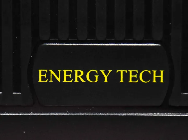1200Va%20(1.2Kva)%20UPS%20Energy%20TECH%20%20By%20Techfine%20Super-Fast%20Charging%20UPS%20with%20AVR/%20Universal%20Output%20Sockets%20-%20Image%203
