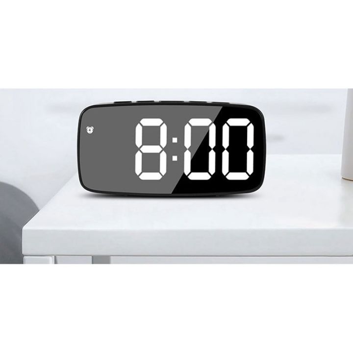Smart%20Digital%20Alarm%20Clock%20Bedside,Red%20LED%20Tl%20USB%20Desk%20Clock%20with%2012/24H%20Date%20Tature%20Snooze%20for%20Bedroom,Black%20-%20Image%207
