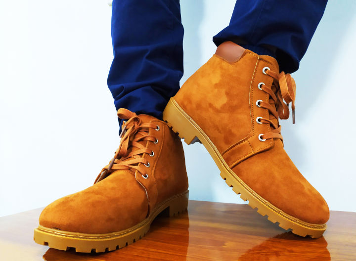 Trendy%20Fashion%20Ankle%20Boot%20Men%E2%80%99s%20&%20Women%E2%80%99s%20Travel%20Safety%20Brown%20Casual%20Lace%20Shoes%20With%20Free%20Socks%20Set%20-%20Image%207