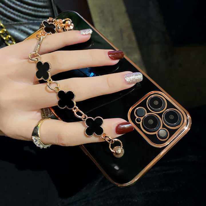 For%20iPhone%208%20Plus%20/%20iPhone%207%20Plus%20Back%20Cover%20with%20Bracelet%20Wristband%20Luxury%20Clover%20Chain%206D%20Plating%20Frame%20Shiny%20Girls%20Cases%20Soft%20Silicone%20Square%20Protective%20Mobile%20Phone%20Case%20-%20Image%207
